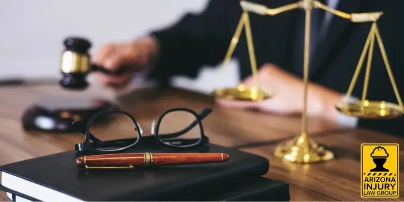 tuscon workplace shoulder injury lawyer